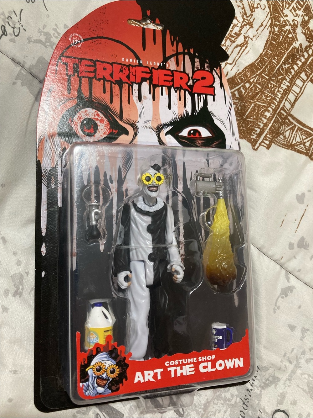 Terrifier 2 Costume Shop Art the Clown 5" Action Figure Trick or Treat Studios
